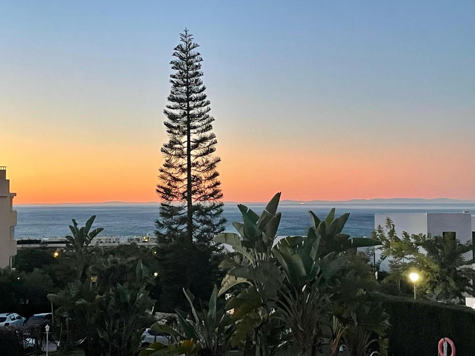 Appartamento Duplex-townhouse En - Vistas Al Mar -sea View Marbella